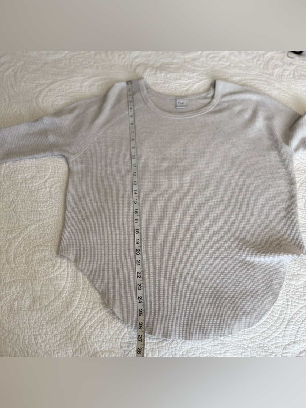 TNA Light Gray Waffle Knit Thermal Curved Hem Long Sleeve Top Large - Picture 7 of 8
